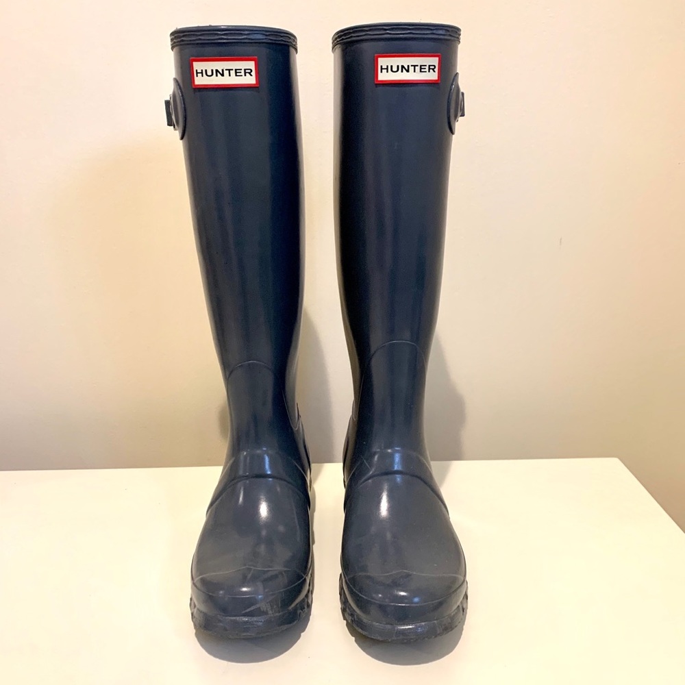 Hunter Women’s Tall Gloss rain boots
